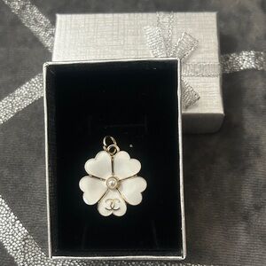 CHANEL White and Gold Clover Pendant